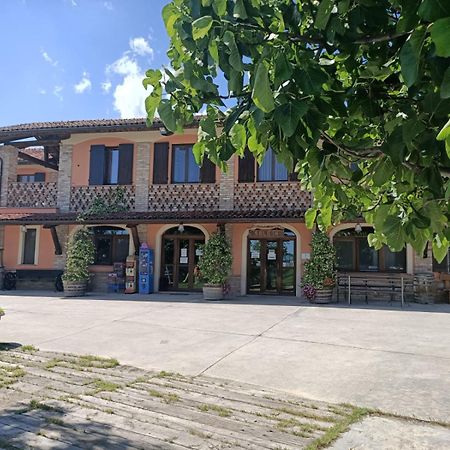 Agriturismo Vecchio Torchio Канели Екстериор снимка
